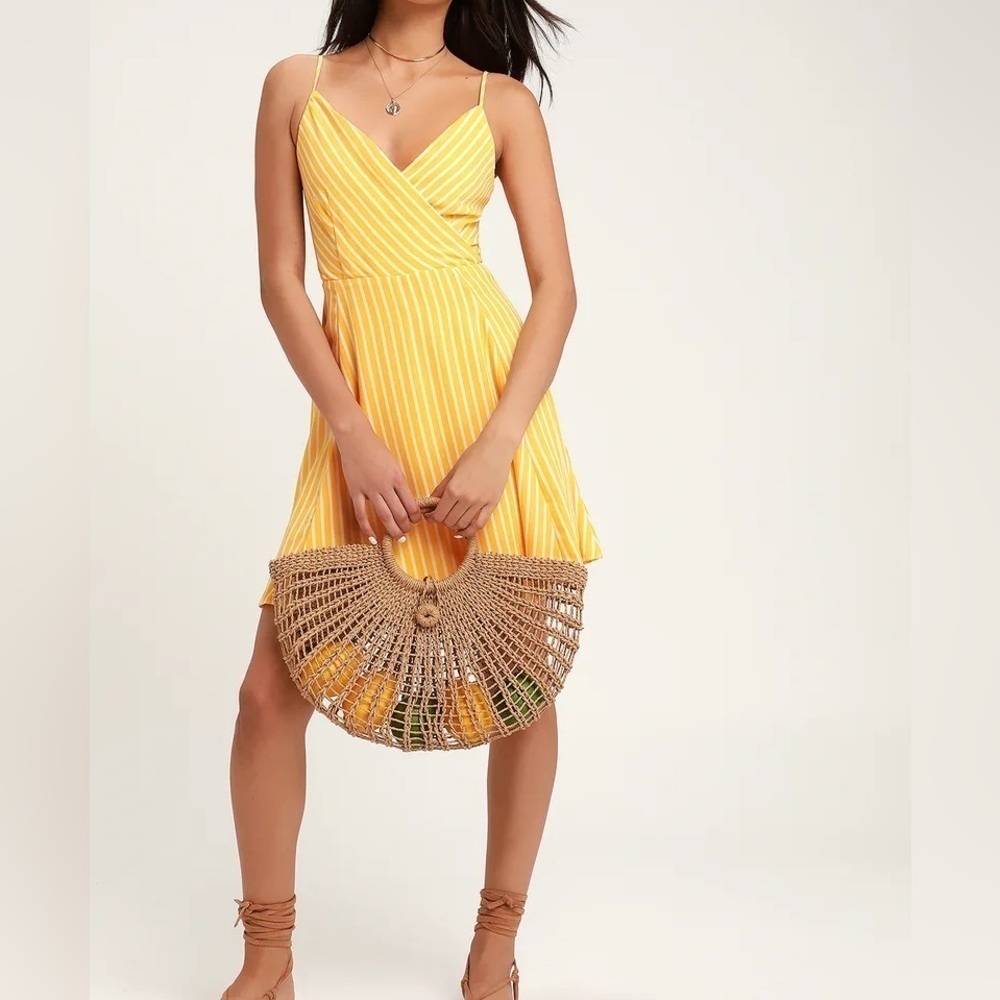 Lulus Jayla Striped Tie-Back Skater Dress in Yellow Size Extra Small‎ - Picture 7 of 7